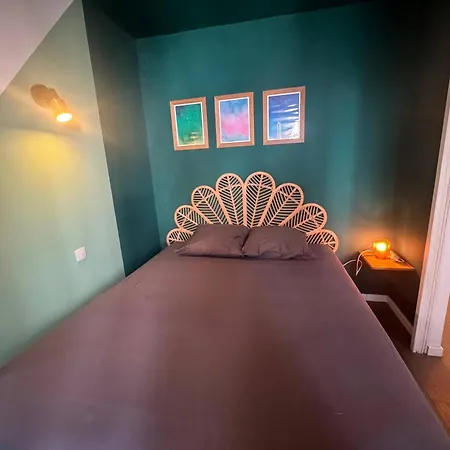 Apartament Charming 2-bedroom In Pariss Vibrant 19th Arrondissement