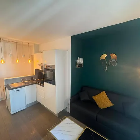Apartament Charming 2-bedroom In Pariss Vibrant 19th Arrondissement