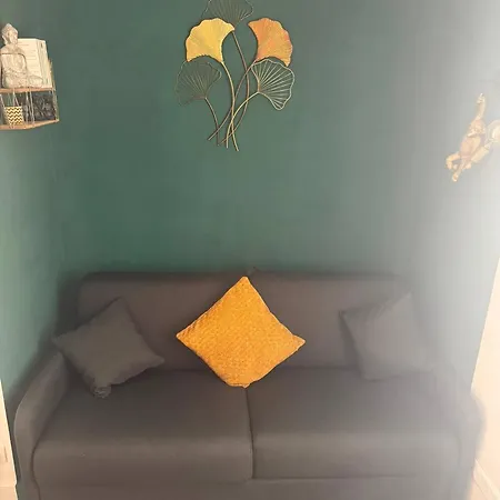 Apartament Charming 2-bedroom In Pariss Vibrant 19th Arrondissement Paryż